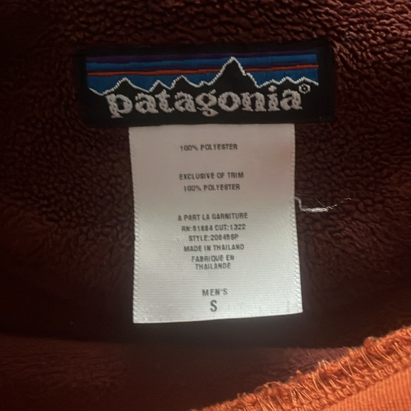 Patagonia men’s small sweater - Picture 3 of 3